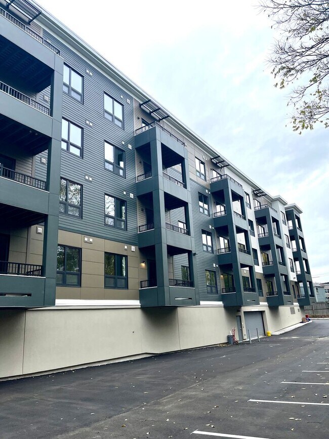 Building Photo - MODERN New building with garage parking