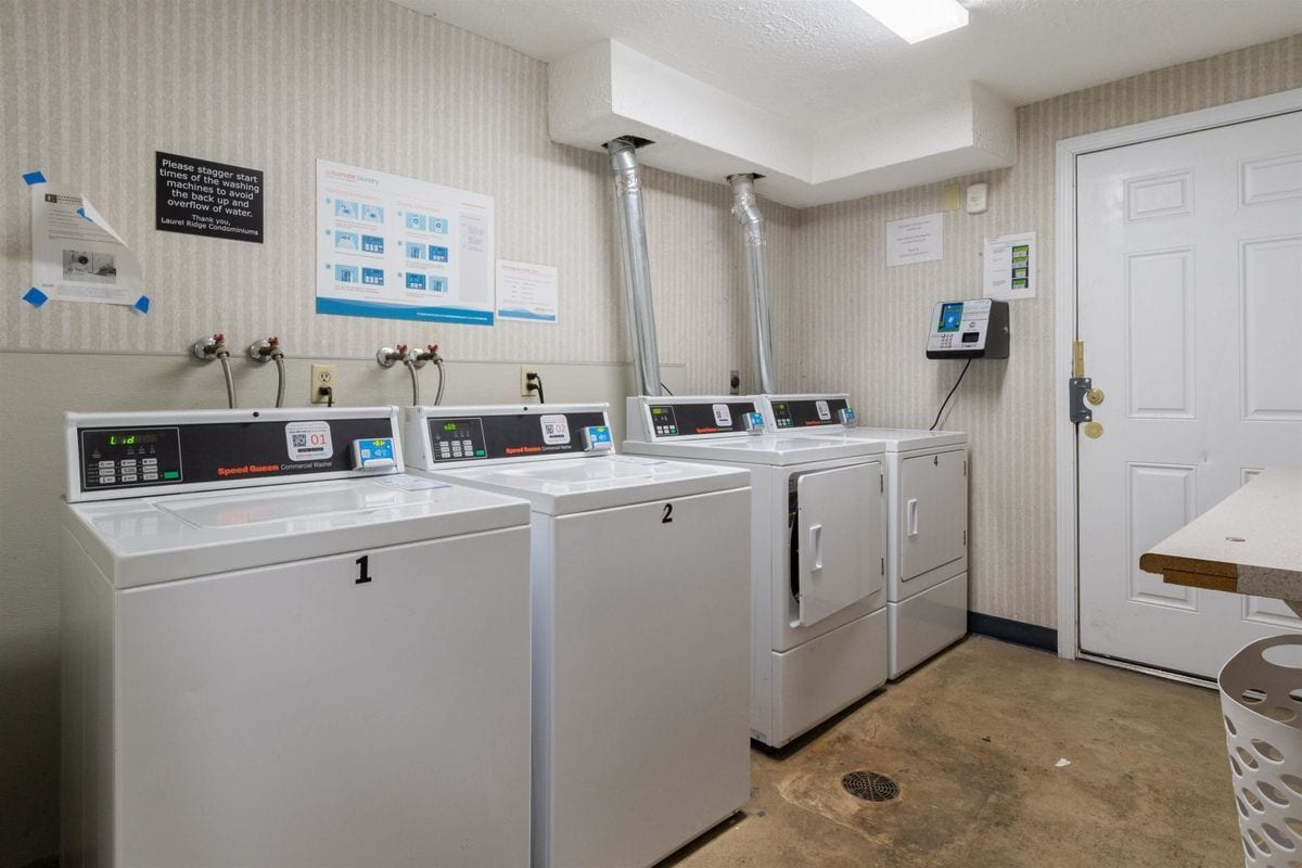 Building Photo - 535 Calef, #17