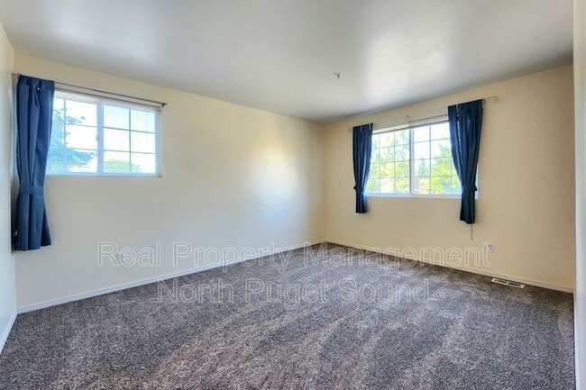 Building Photo - 1430 W Casino Rd