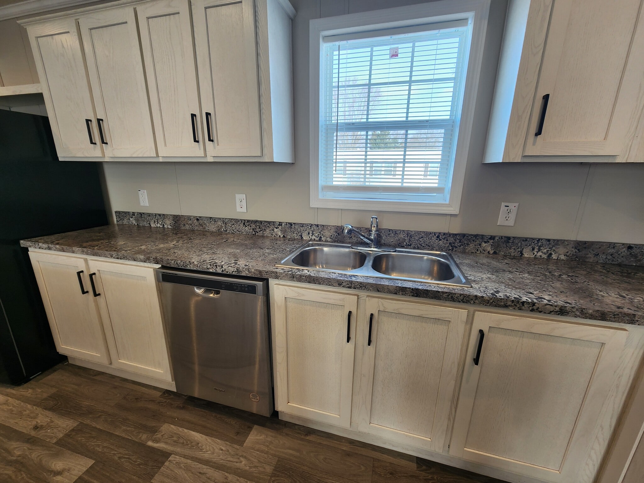 Building Photo - 3726 Birch St