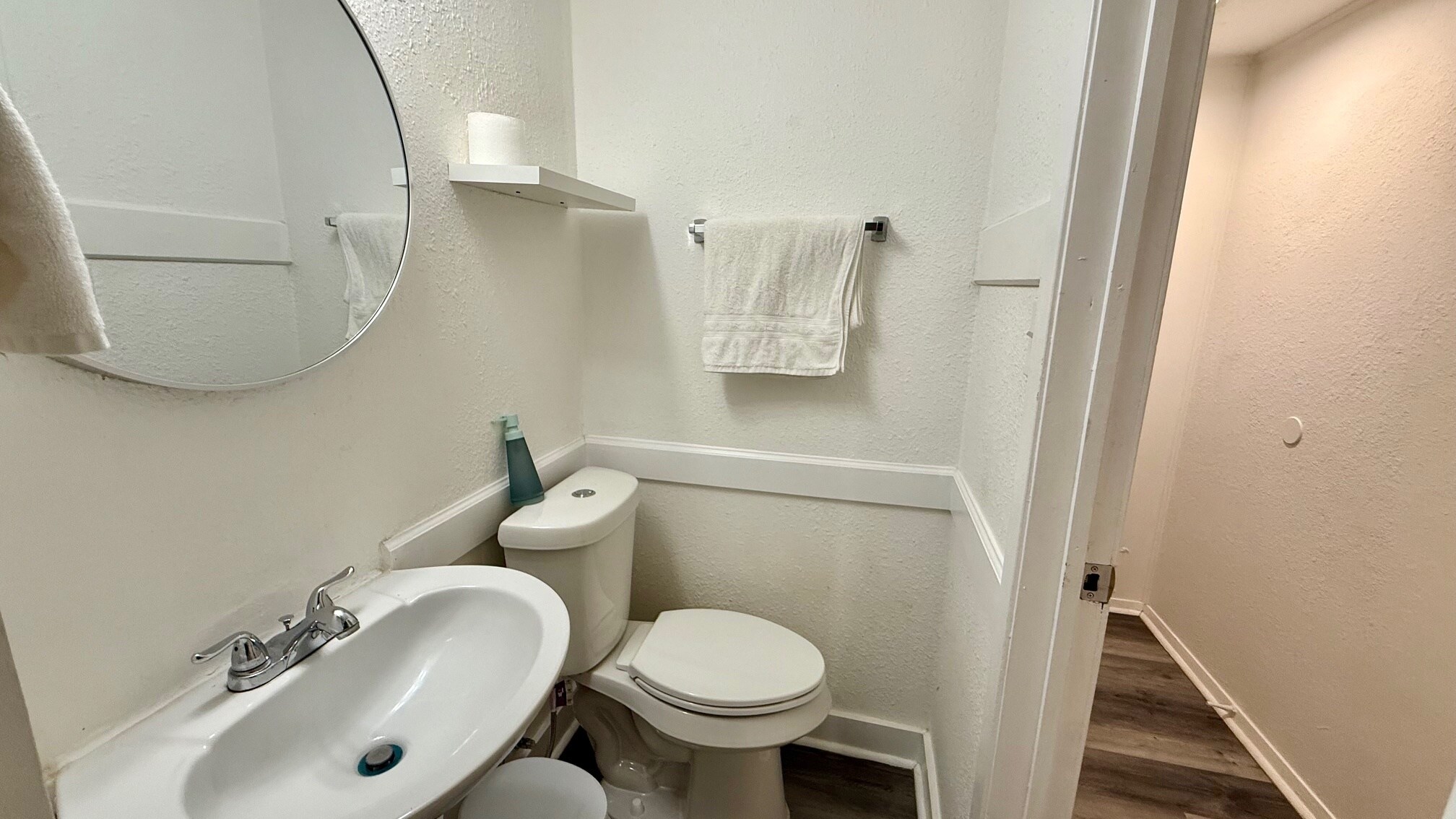 Building Photo - 1802 E University Ave