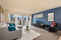 Building Photo - 103 Bellevue Ave E