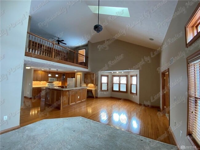 Building Photo - 6353 Charlotte Ct