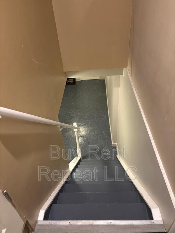 Building Photo - 5309 Grovedale St