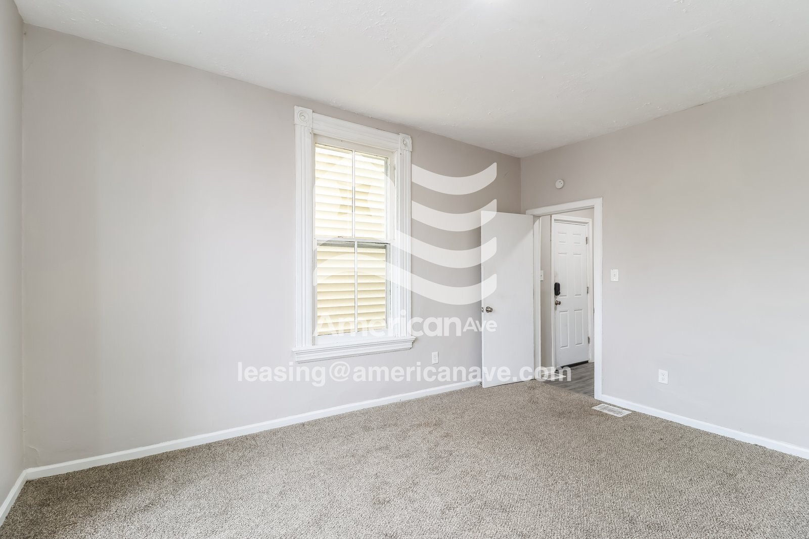 Building Photo - 29 E 13th St