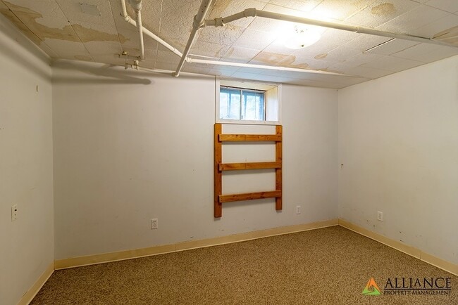 Building Photo - Fifteenth St. 344 N.