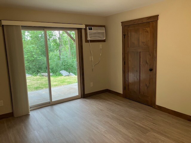 Building Photo - 618 E Grand Ave