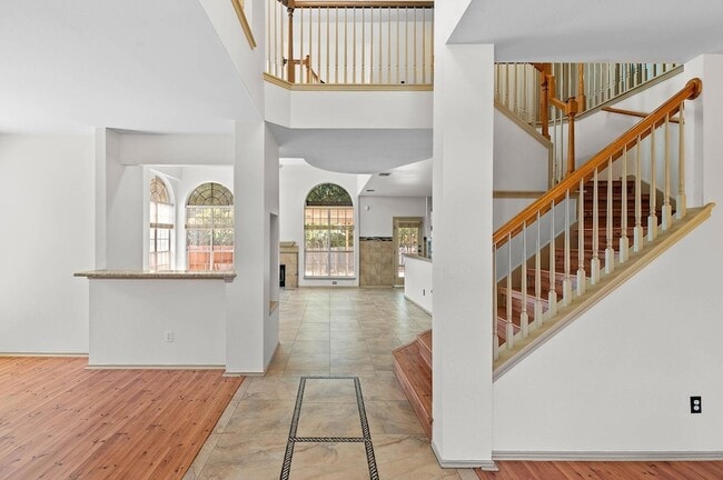 Building Photo - 1601 Chasewood Dr