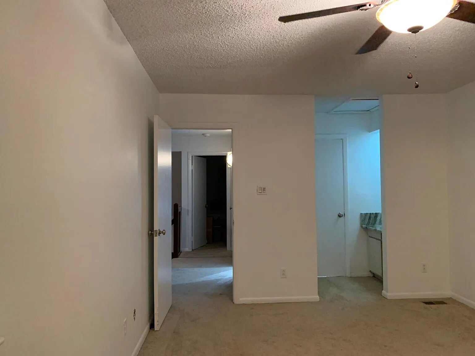 Building Photo - 2147 Whispering Sands Ln
