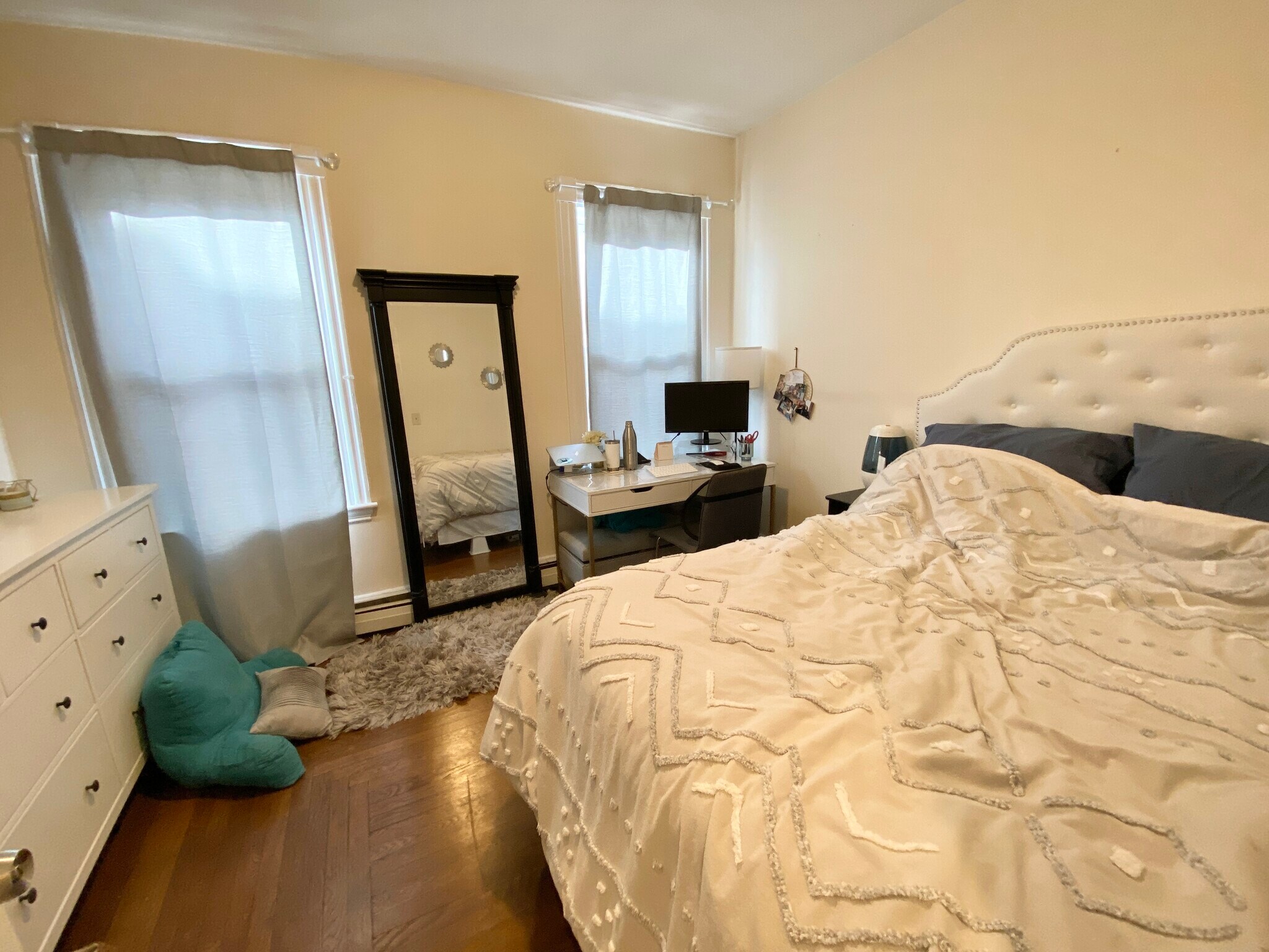 Building Photo - 110 Buttonwood St