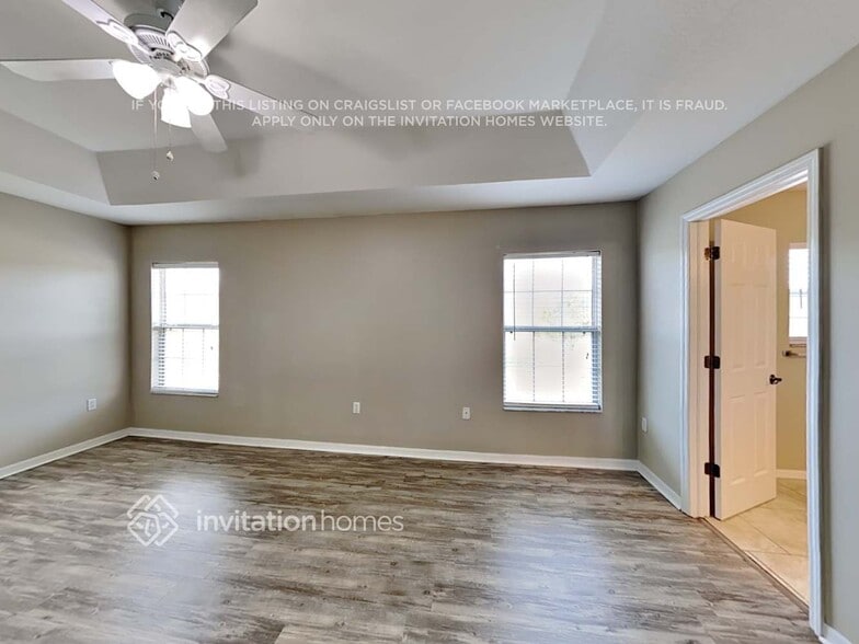 Building Photo - 9605 Simeon Dr