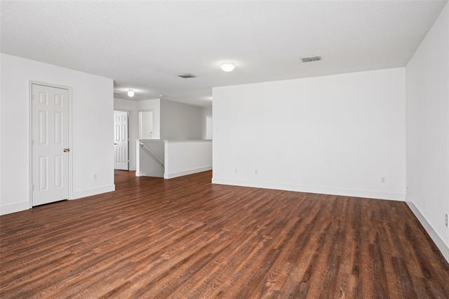 Building Photo - 5404 Pandale Valley Dr