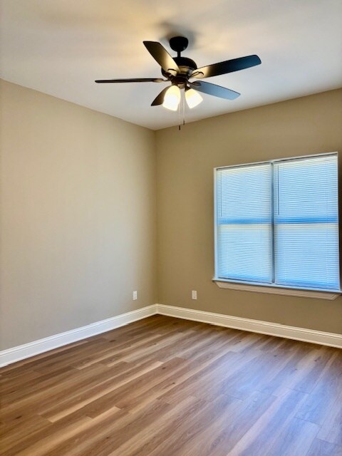 1st bedroom - 225 S Pine St