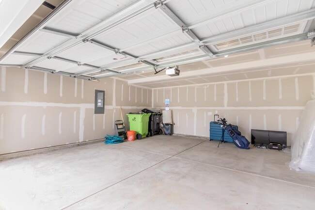Building Photo - 228 Nepeta Dr
