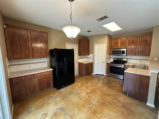 Building Photo - 1603 Azalea Dr