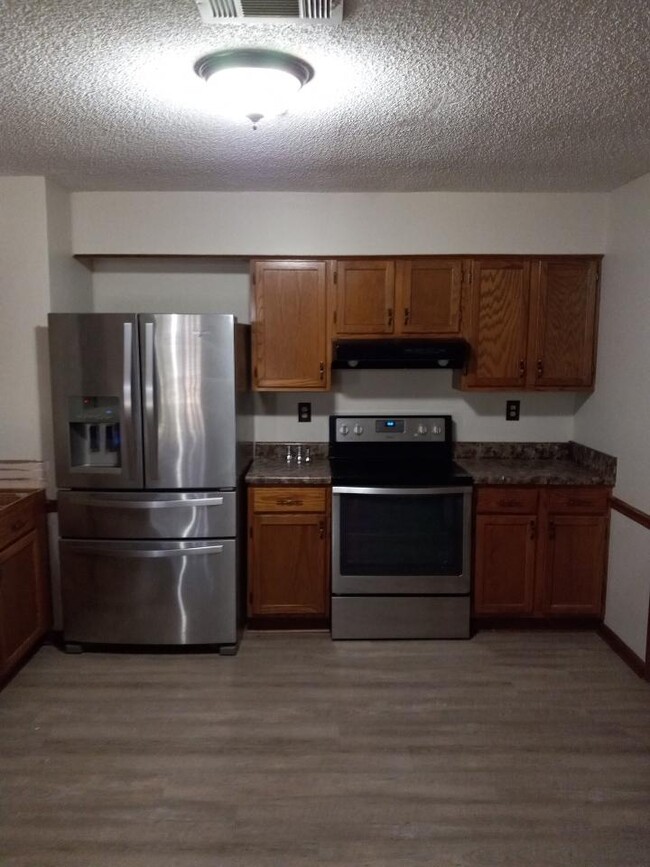 Kitchen - 885 Linden Grove Cove