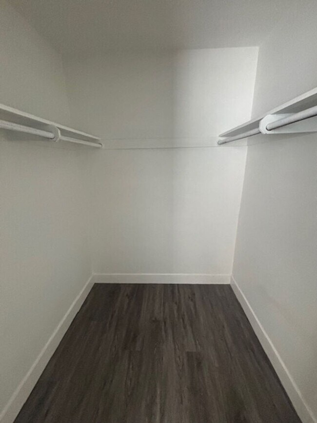 Building Photo - 2816 Ashe Rd