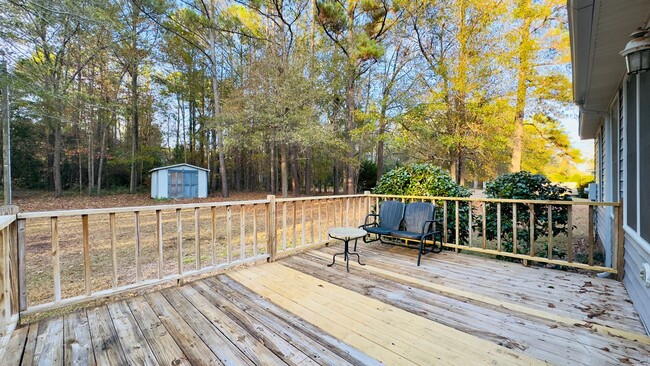 Building Photo - Adorable Three Bedroom Home in Lugoff SC