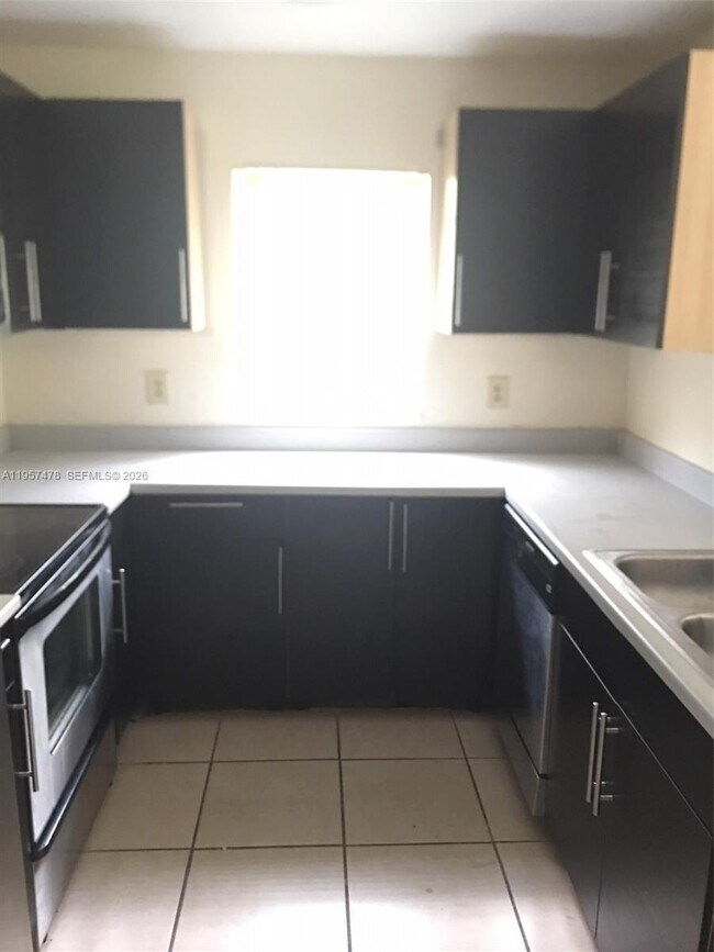 Building Photo - 4090 NW 88th Ave