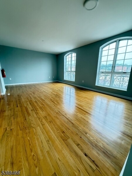 Building Photo - 53 W Palisade Ave