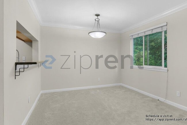 Building Photo - 10826 NE 148th Ln