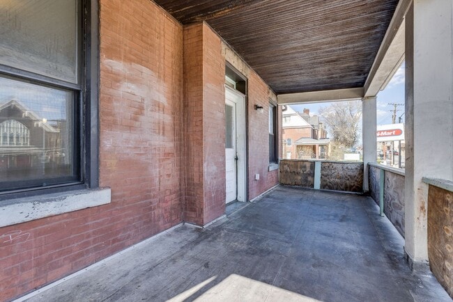 Building Photo - 750 Brownsville Rd