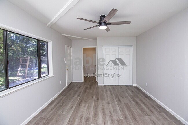 Building Photo - 23418 1/2 8th Street
