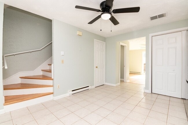 Building Photo - 71 Norton St