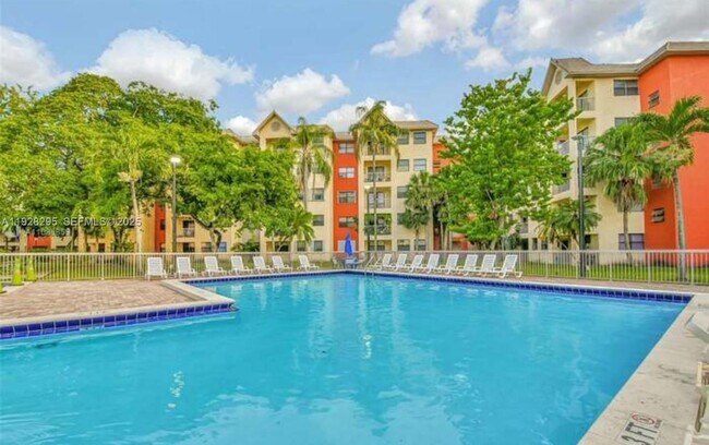 Building Photo - 8160 Geneva Ct