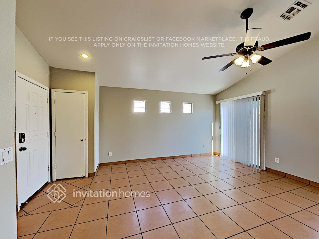 Building Photo - 1035 W 22nd Ave