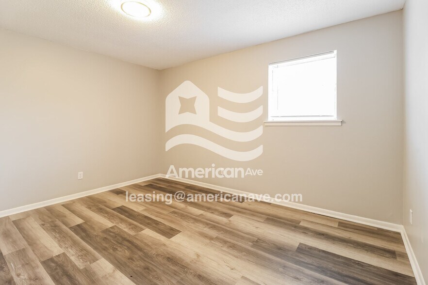 Building Photo - 84 Henry Ln