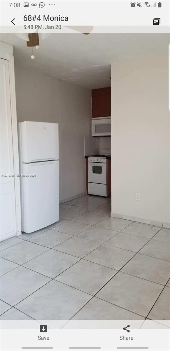 Building Photo - 554 NE 68th St