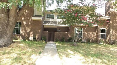 Building Photo - 831 Summercreek Dr