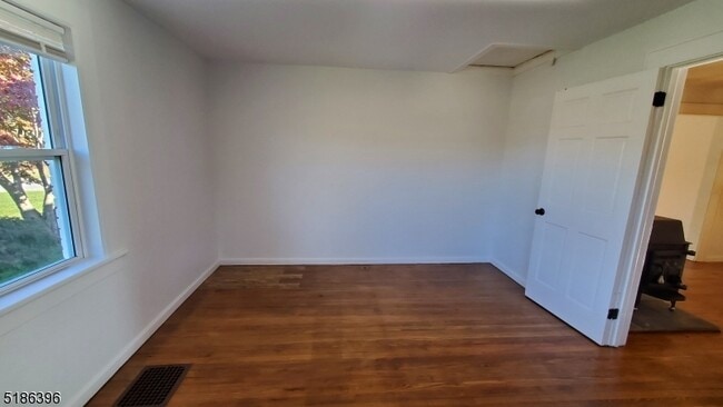 Building Photo - 269 Hazen Rd