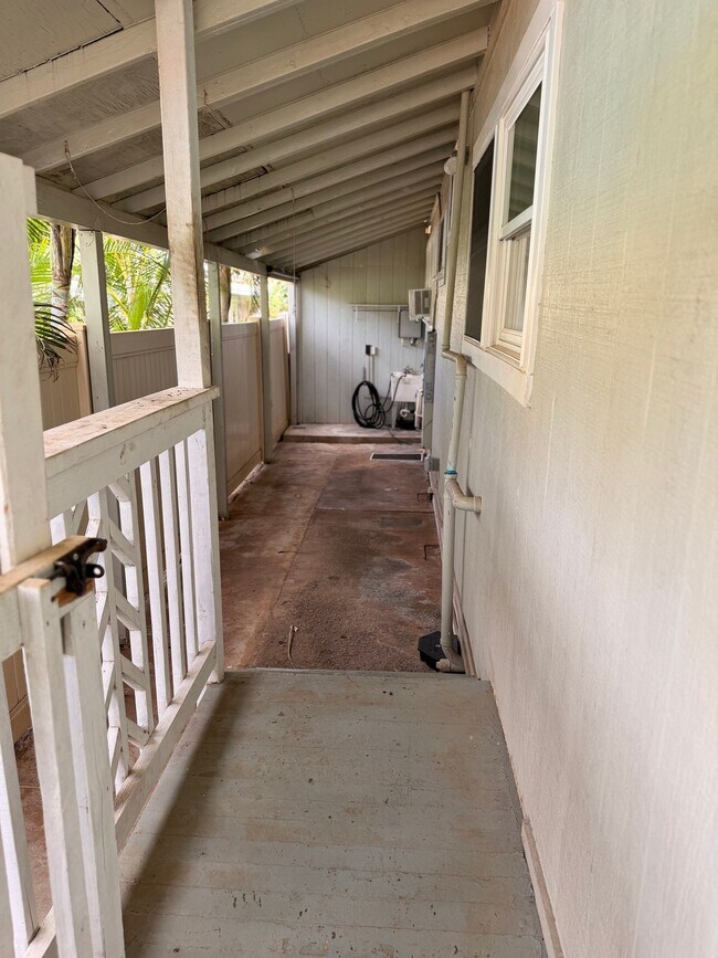 Building Photo - 91-434-434 Ewa Beach Rd