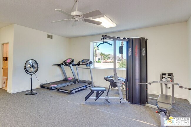 Building Photo - 2170 S Palm Canyon Dr