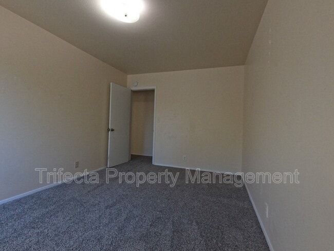Building Photo - 1125 Peterson St