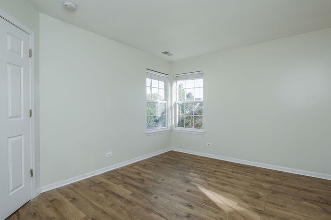Building Photo - 2943 Kentshire Cir