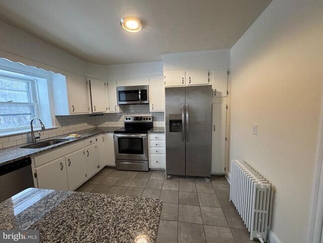 Building Photo - 345 Layfield Rd