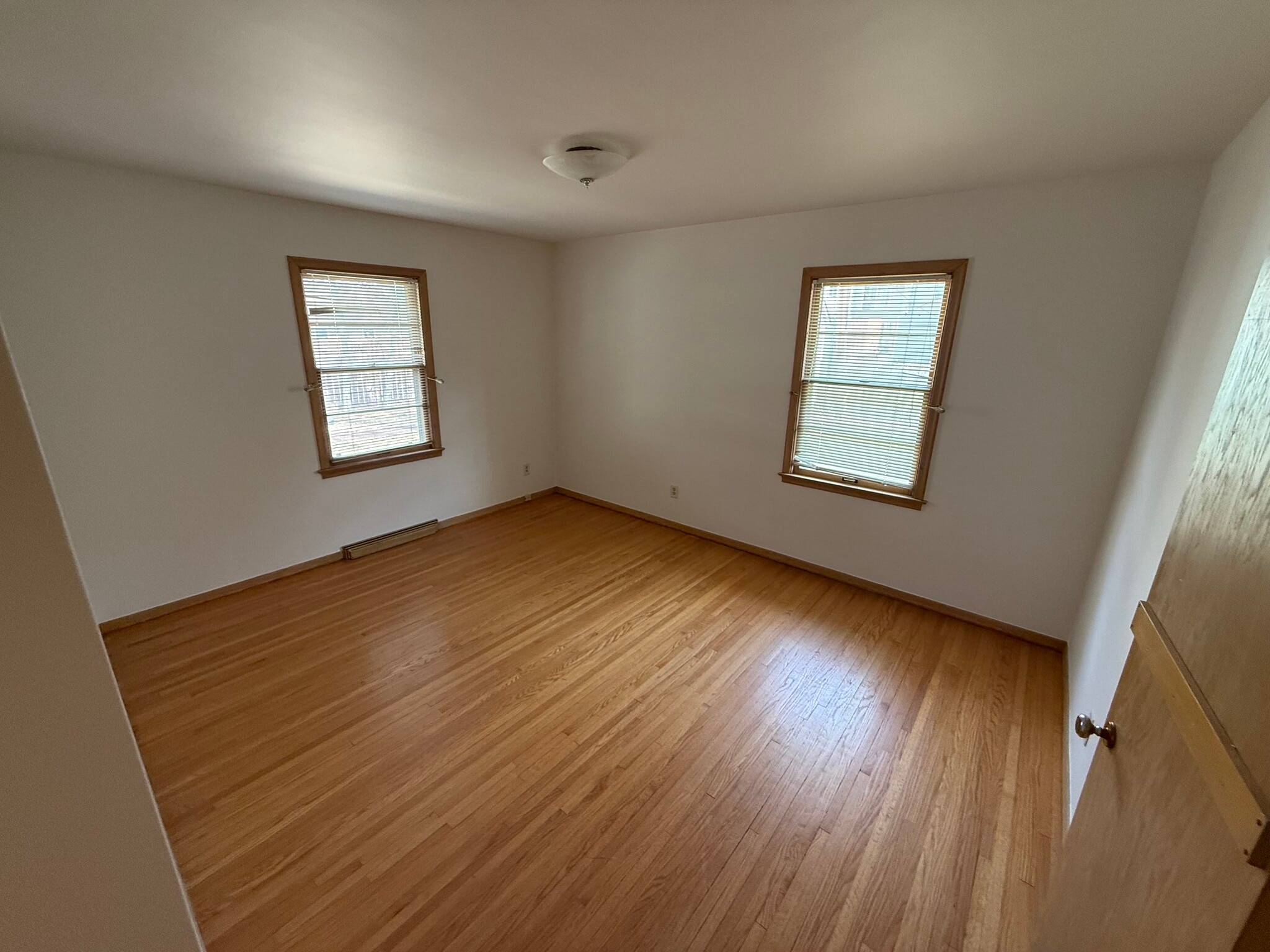 Building Photo - 3537 Holmes Ave S