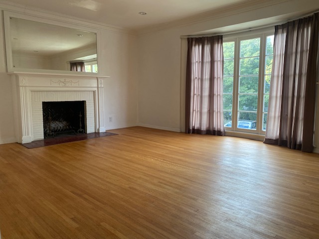 living room - 1208 Beverly Green Dr