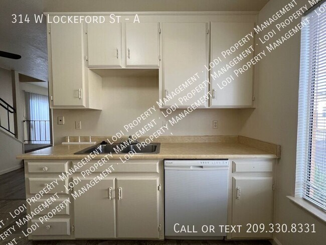 Building Photo - 314 W Lockeford St