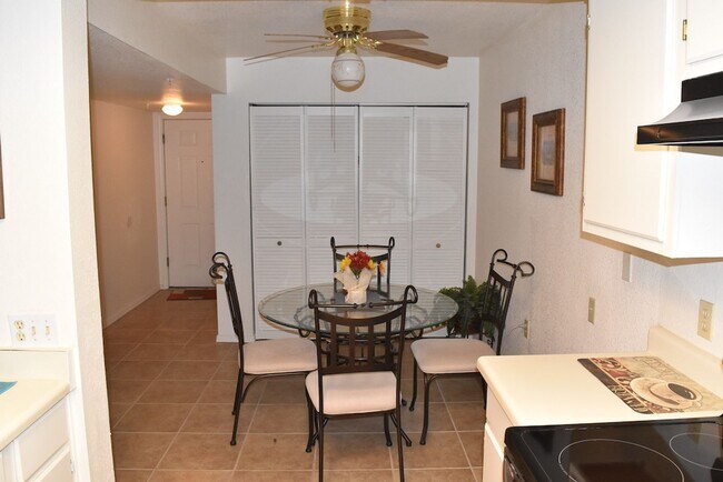 Building Photo - First floor Condo at South Bay