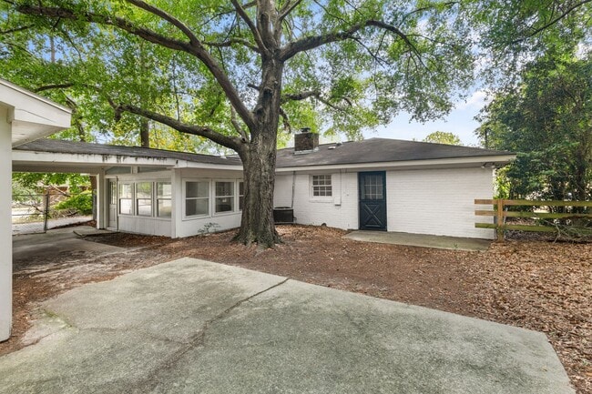 Building Photo - 119 Terrell Dr