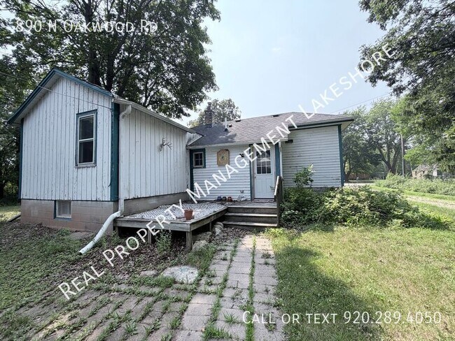 Building Photo - 890 N Oakwood Rd