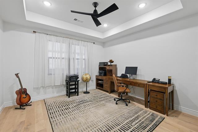 Building Photo - 12424 Blue Granite Dr