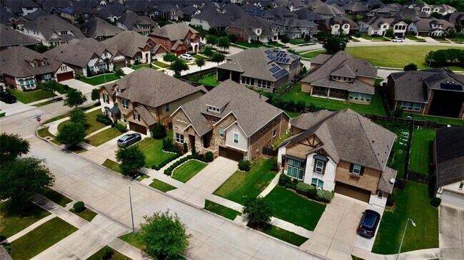 Building Photo - 4107 Willow Wind Ct