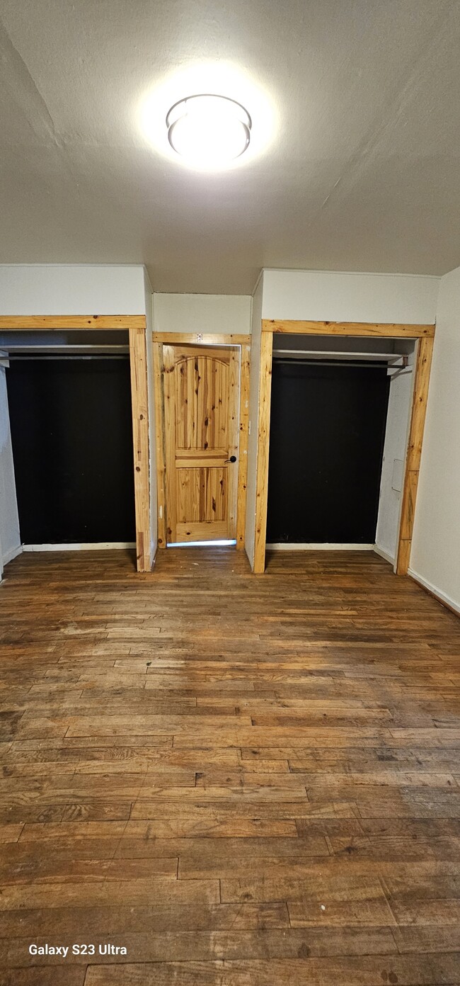 Building Photo - 210 N Elden St