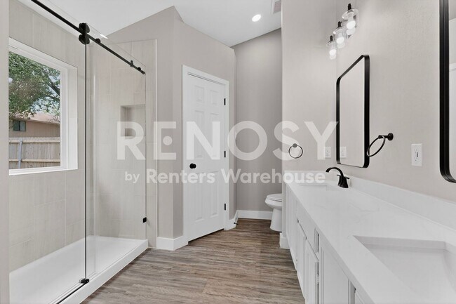Building Photo - Complete Refreshed Move In Ready in Rowlett
