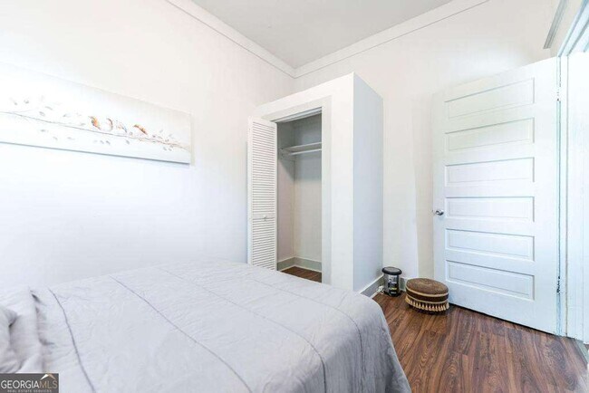 Building Photo - 1475 3rd St